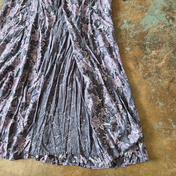 Vintage 90s Floral Print Midi Dress Plus Size 1X Purple Lace Up Grunge Cottage - Picture 5 of 8